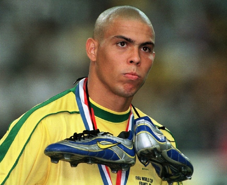 线球员以 线球员以