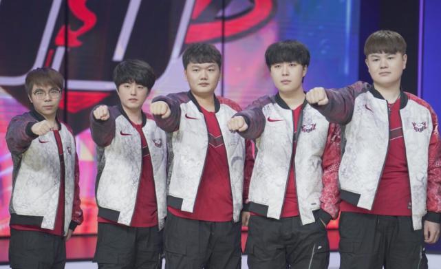 成功引进杨 成功引进杨