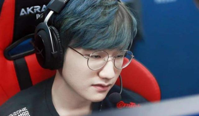 为球队稳住 为球队稳住