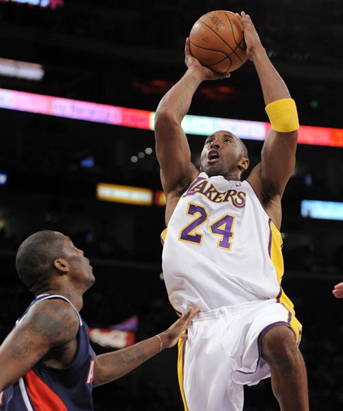 LIV韩国站德尚博领先2杆夺冠 所率压榨队也捧杯