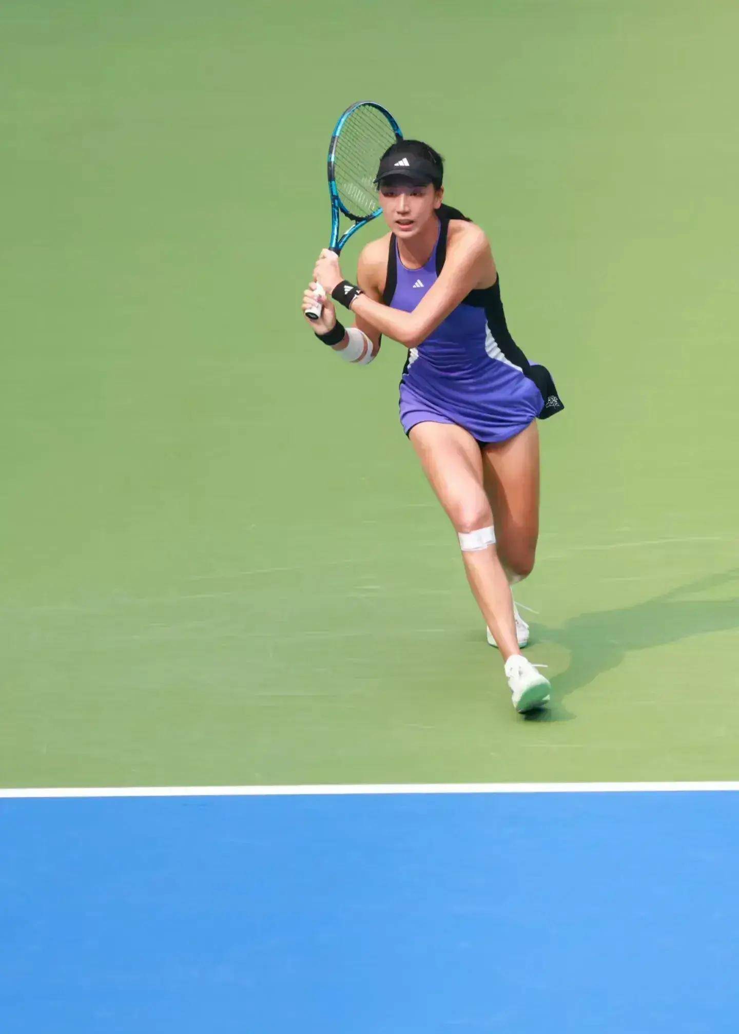 表现抢眼 表现抢眼